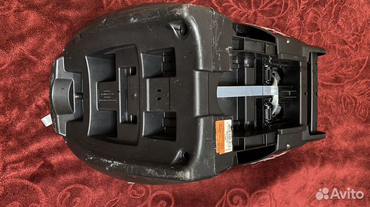 Автомобильное детское кресло