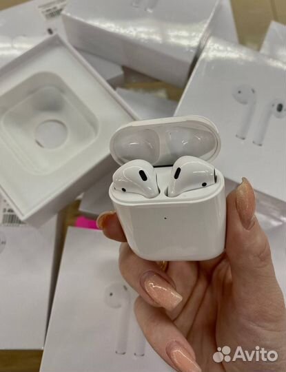 Airpods наушники новые, с гарантией