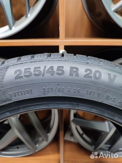 Continental ContiWinterContact TS 850P SUV 255/45 R20 101T