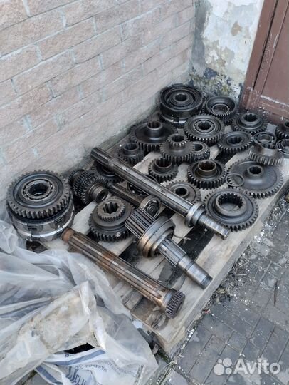 Шестерни коробки передач Т 150