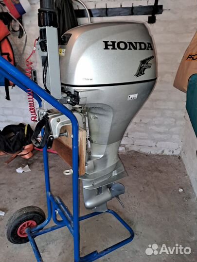 Мотор лодочный Honda bf 20