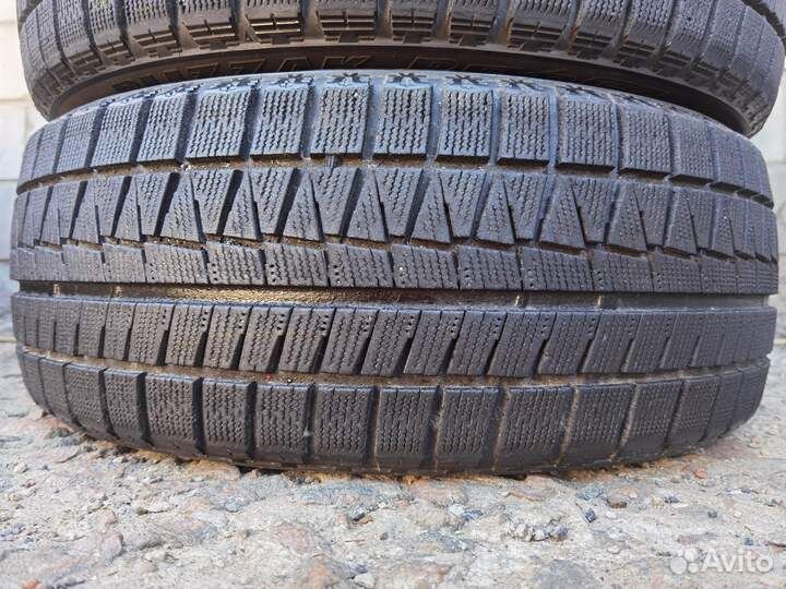 Bridgestone Blizzak Revo GZ 205/50 R17 99H