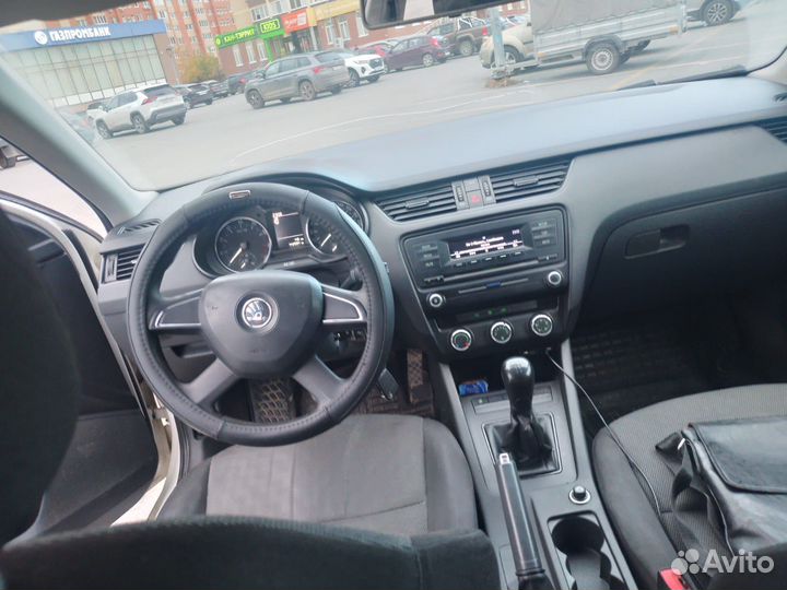 Skoda Octavia 1.2 МТ, 2014, 443 212 км