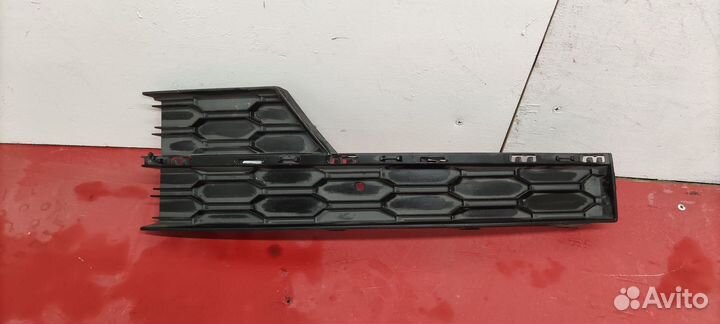 Накладка птф левая Skoda Octavia A7