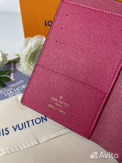 Обложка для паспорта Louis Vuitton