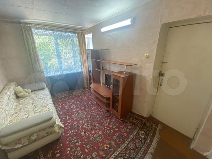 Комната 12 м² в 8-к., 3/9 эт.