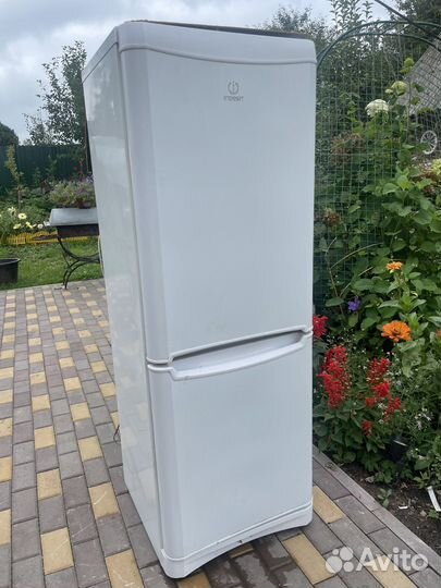 Холодильник indesit рабочий