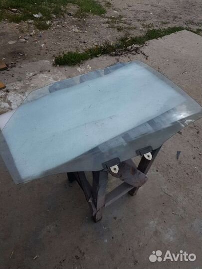 Стекло Toyota carina 190