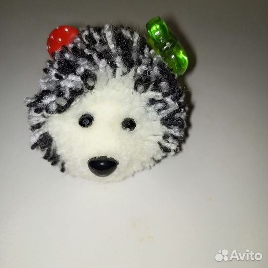 Елочные игрушки из пряжи