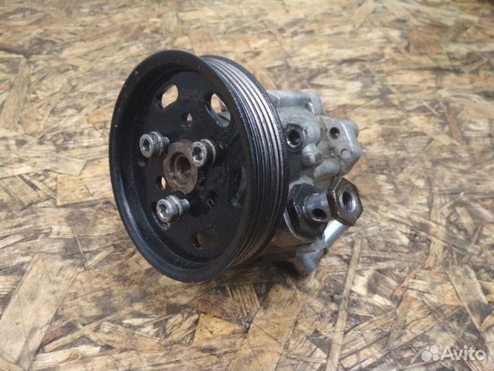 Насос гидроусилителя Audi A3 8L1 AGU 1998