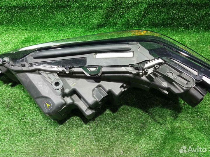 Фара ES (18) R LED б/у