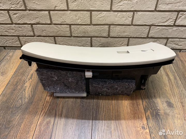 Infiniti Q50 (V37) Бардачок