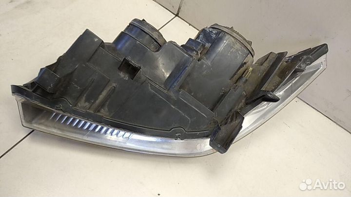 Фара правая Renault Megane