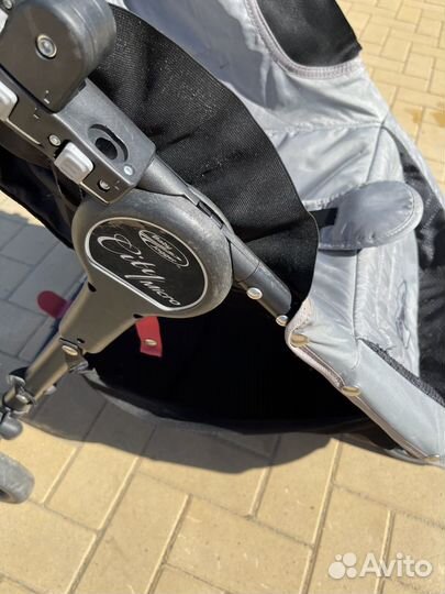 Прогулочная коляска Baby Jogger