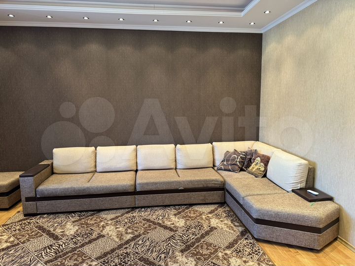 3-к. квартира, 120 м², 5/9 эт.