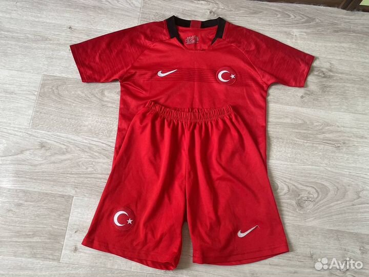 Футбольная форма