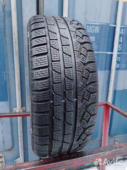 Pirelli Winter Sottozero 210 Serie II 215/50 R17 101N