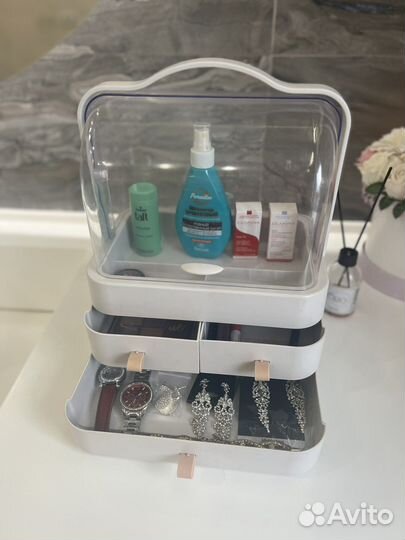 Набор косметики украшения