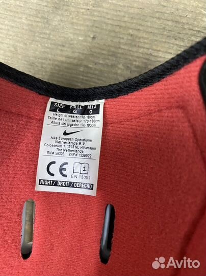 Футбольная защита голень и голеностоп