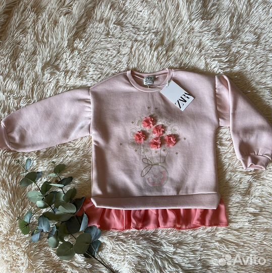 Нарядный костюм Zara для девочки новый 110,116