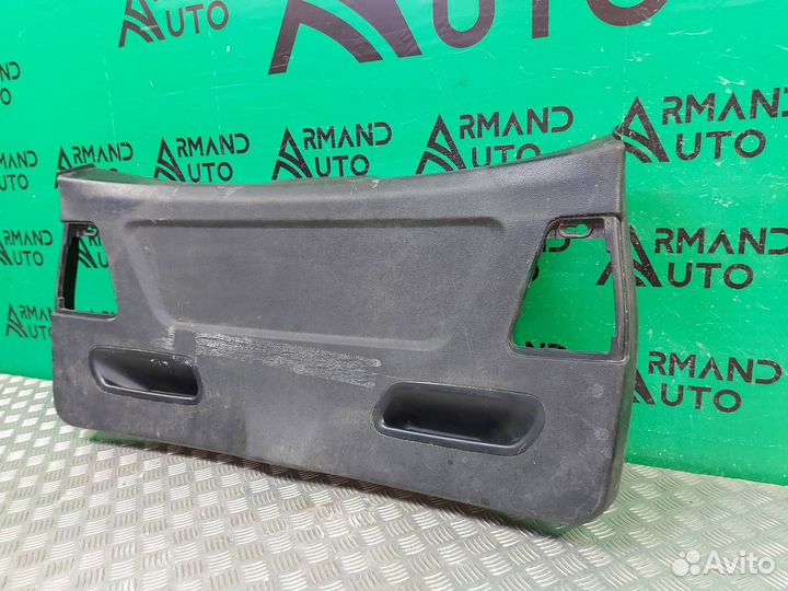 Обшивка двери багажника нижняя Bmw X3 F25