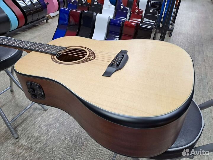 Гитара трансакустическая массив ель
