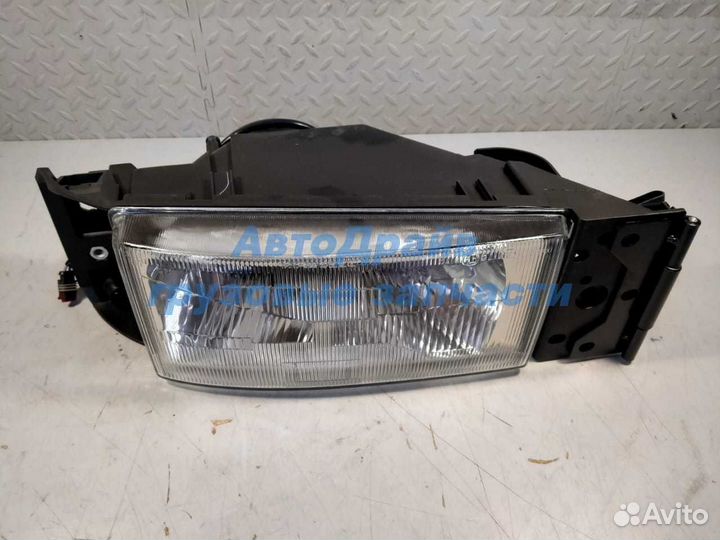 Фара Ивеко Еврокарго левая