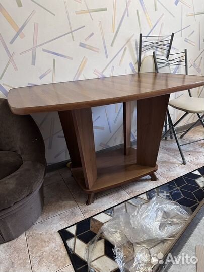Кухонный стол бу