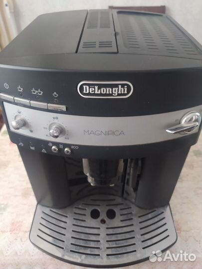 Кофемашина delonghi magnifica esam