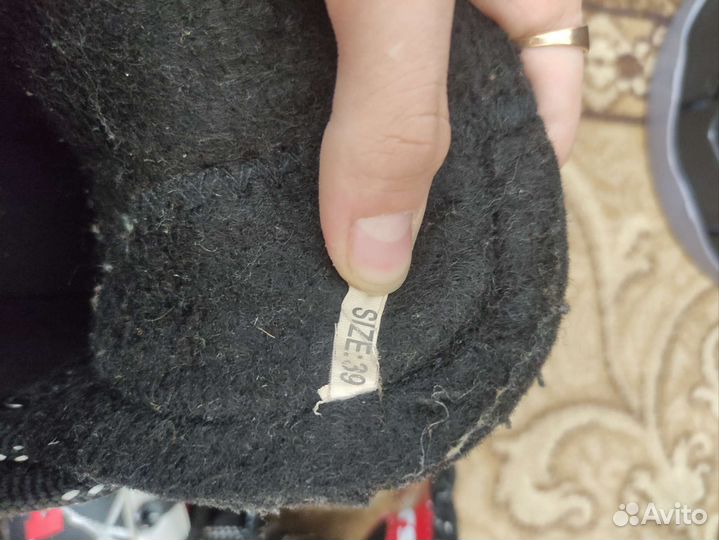 Коньки хоккейные 39 размер