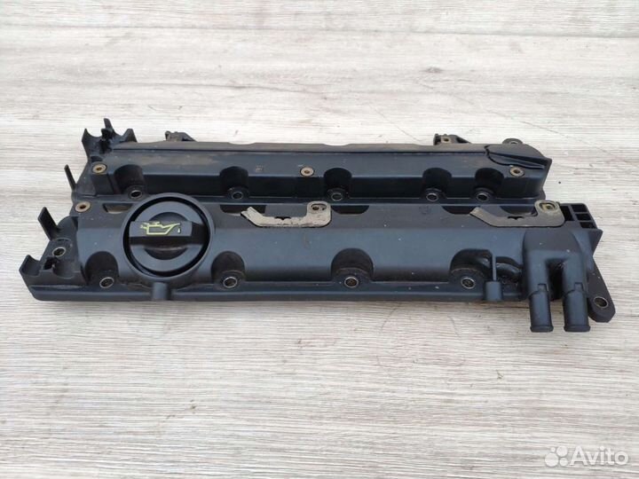 Клапанные крышки Peugeot Citroen 1,8 2,0