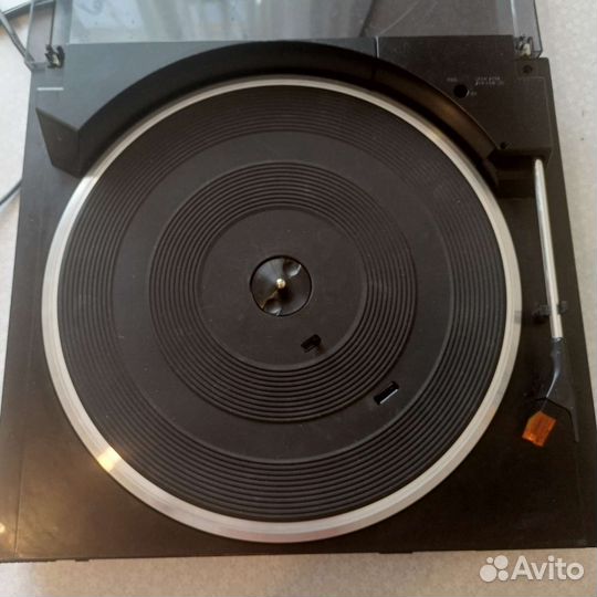 Проигрыватель Panasonic виниловых пластинок SL-J7