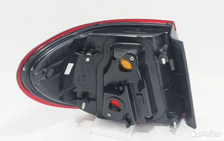 Фонарь 26550-5M52A зад прав almera N16 (нов) ориг