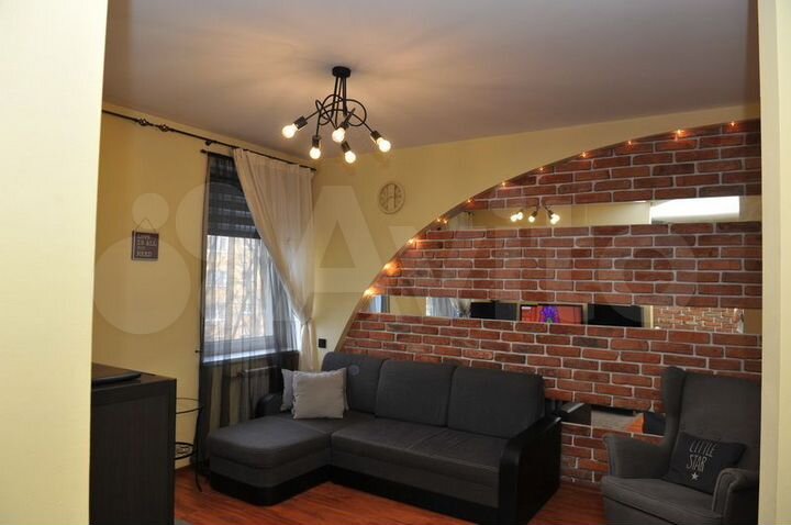 2-к. квартира, 54 м², 3/3 эт.