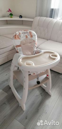 Детский стульчик для кормления