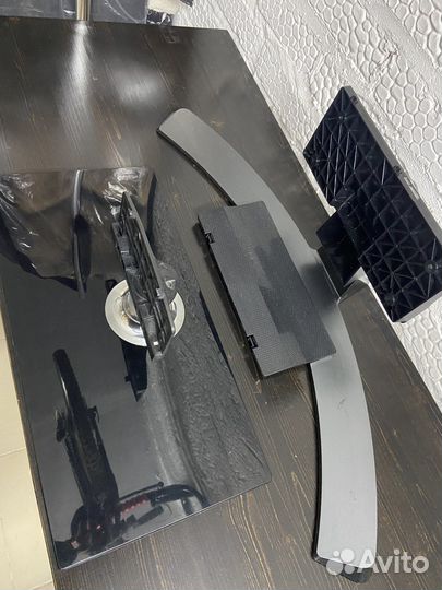 Стойка под телевизор