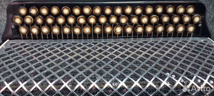 Баян мастеровой