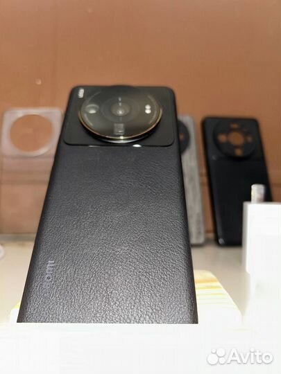 Xiaomi 12S Ultra, 12/256 ГБ