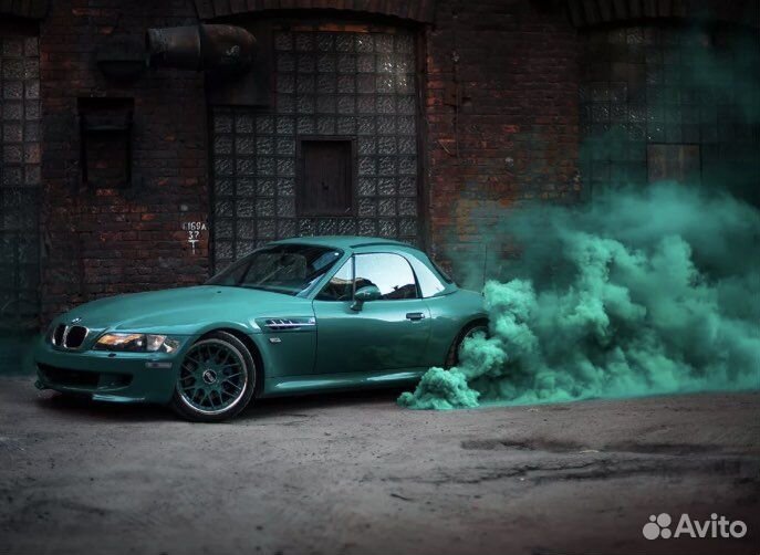 Цветной дым зелёный