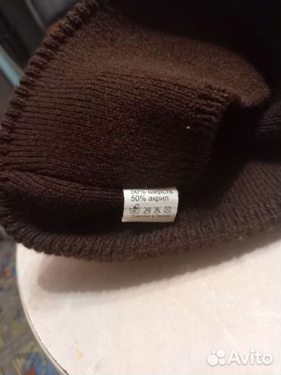 Шапочка женская вязаная осенне-весение