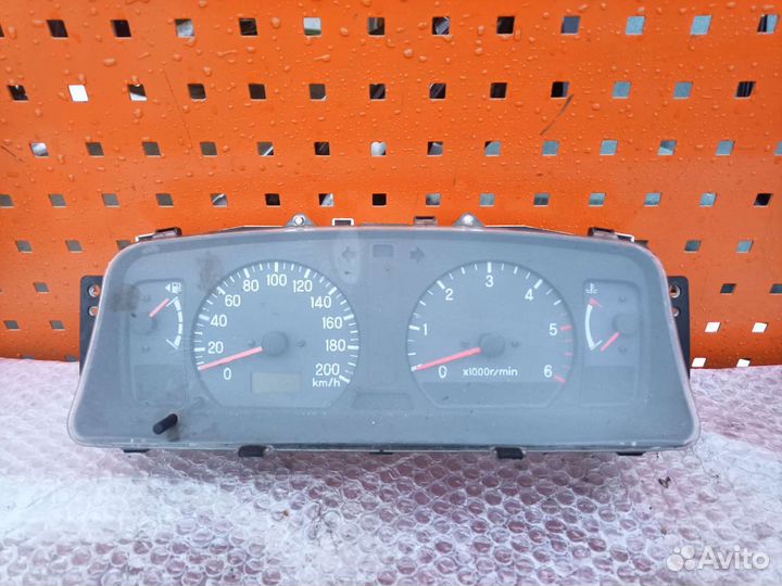 Щиток приборов Мицубиси Монтеро спорт 2.5 d