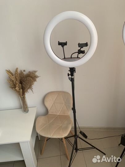 Кольцевая лампа 45 см со штативом