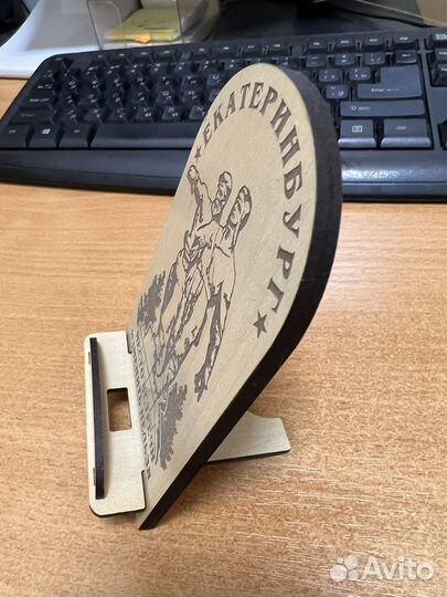 Подставка под телефон