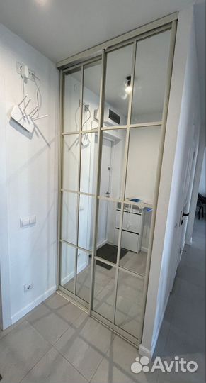 Двери купе в нишу