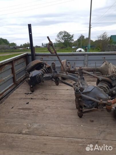 Запчасти на Газ 2410 волга