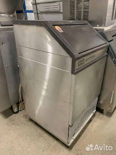 Льдогенератор