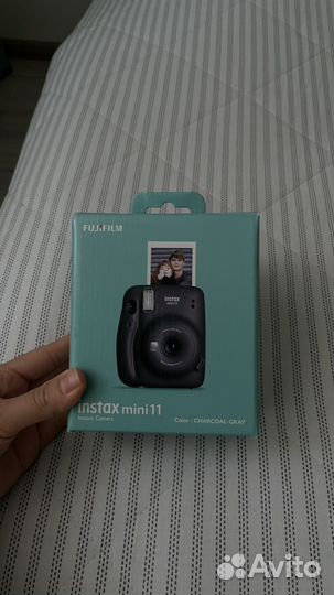 Фотоаппарат моментальной печати instax