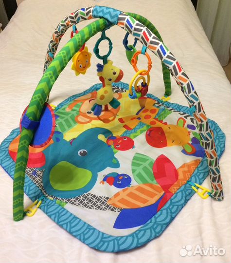 Развивающий коврик