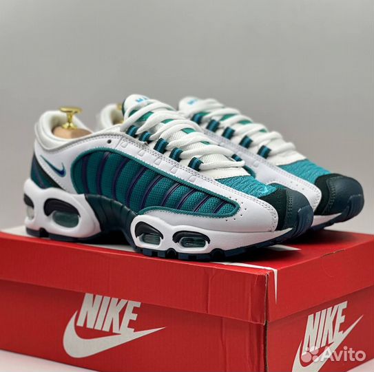 Новые кроссовки Nike Air Max Tailwind 4