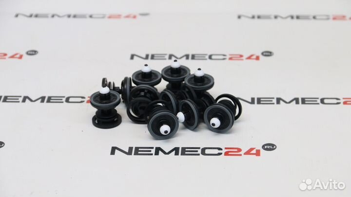 Клипсы автомобильные новые в наличии